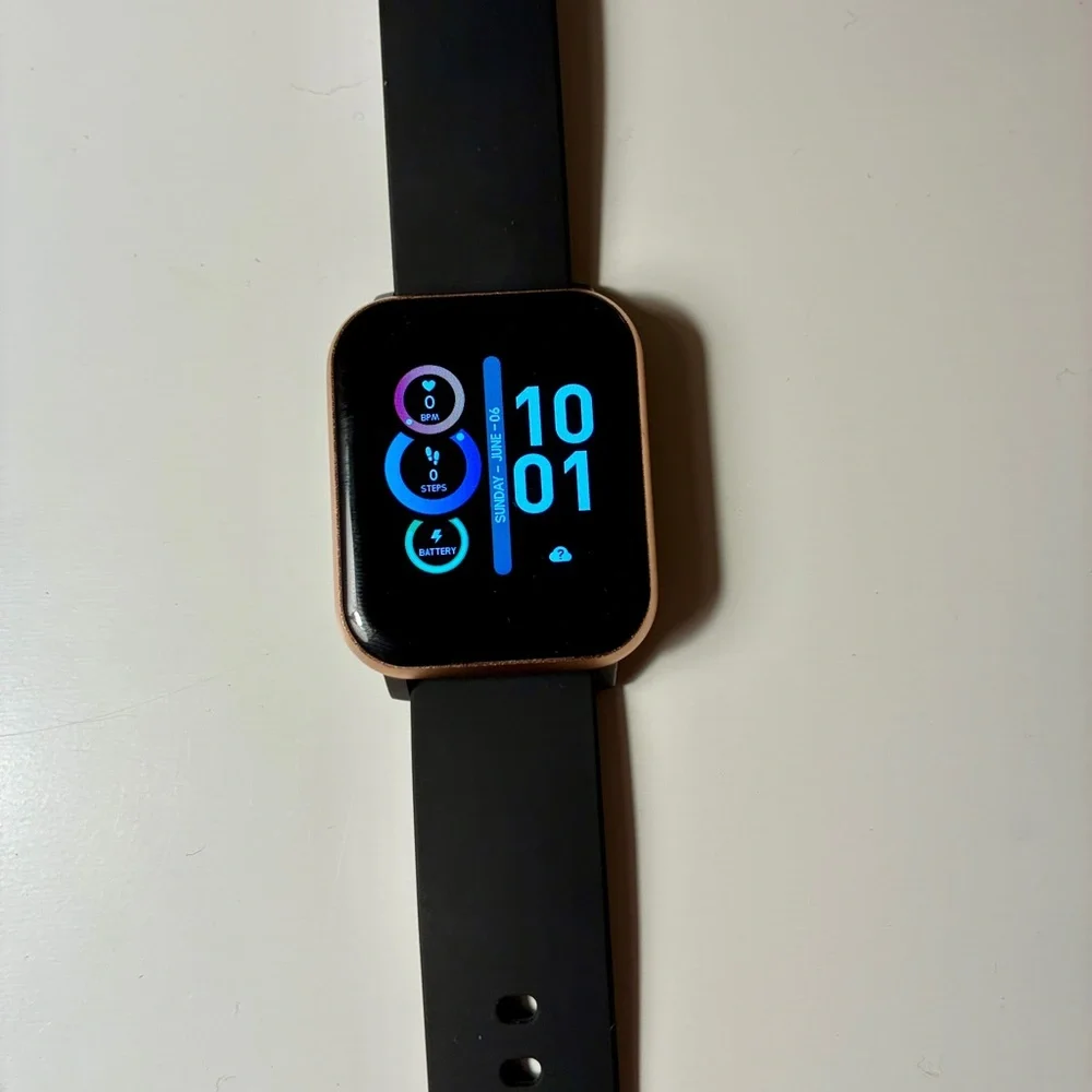iTECH Fusion 2 Smartwatch with Gold Accents